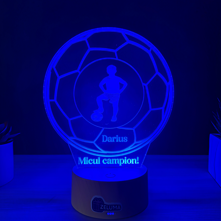 Lampa 3D Personalizata cu Poza – Micul Campion
