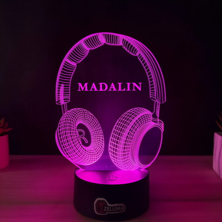 Lampa 3D Personalizata cu Nume – Casti Audio