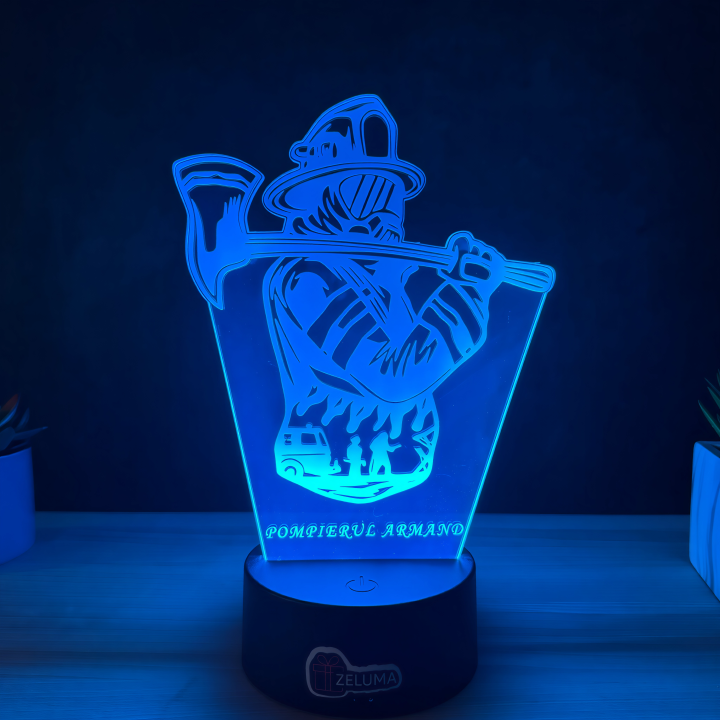 Lampa 3D Personalizata – Pompierul Erou