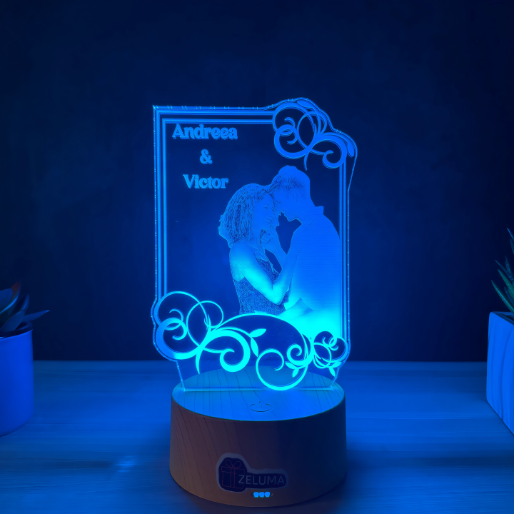 Lampa 3D Personalizata cu Poza – Cuplu Romantic